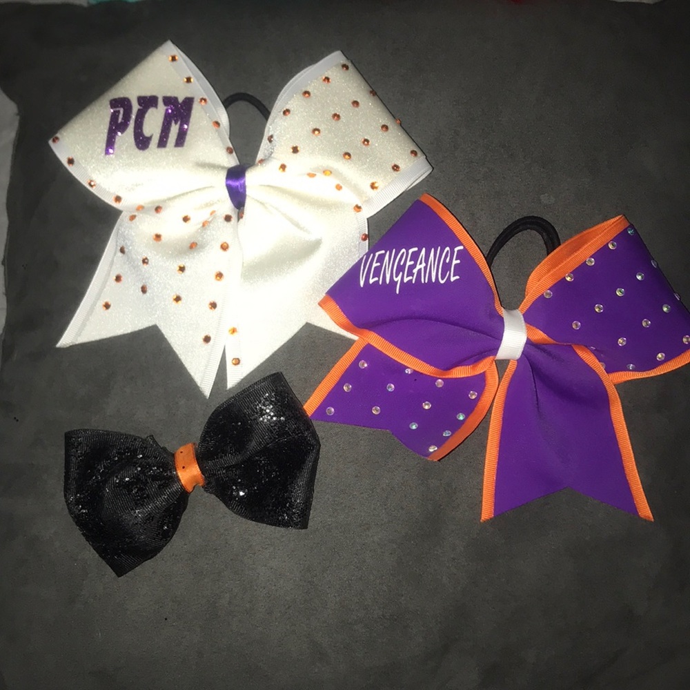 Hair bows